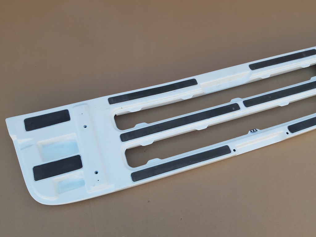 фото №6, Scania r xpi лавка решётка радиатора решётка радиатора нижняя подножка