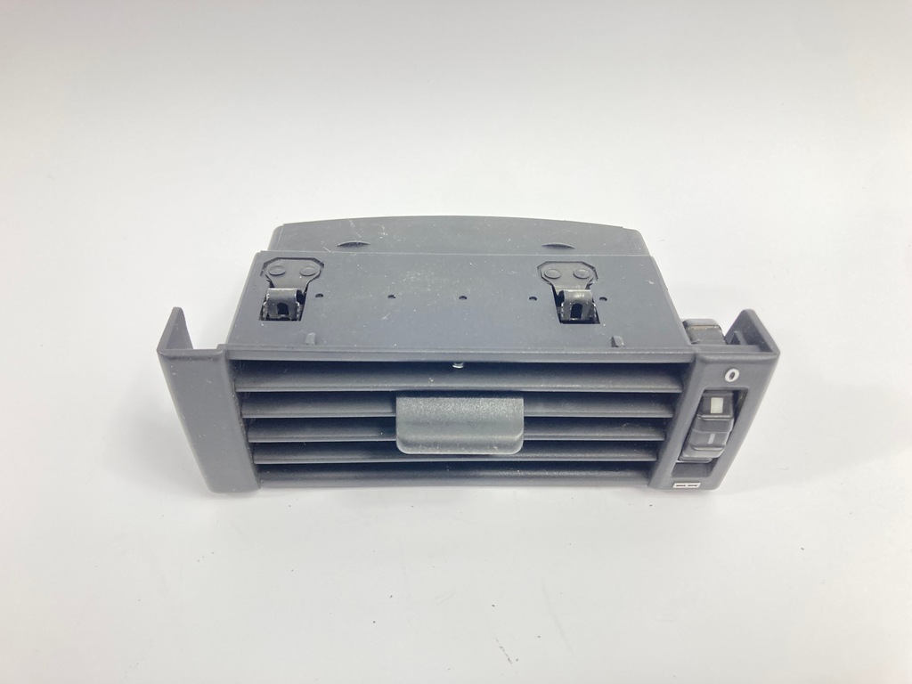 фото №10, Решітка обдув повітропровід права пасажира w панель консоль mercedes w124 124