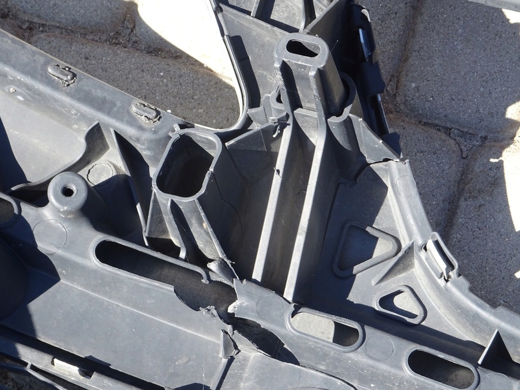 фото №8, Seat ibiza iv 08-12 rok бампер передній решітка