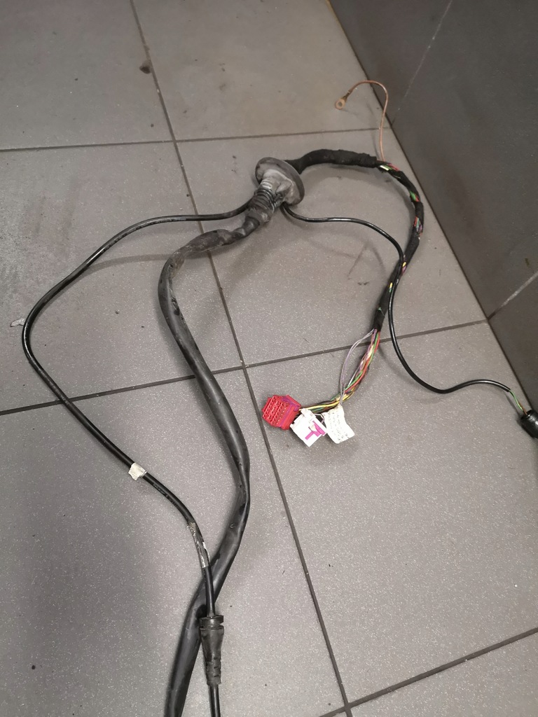 фото №7, Жгут кузовная лампы правый перед audi a6 c6