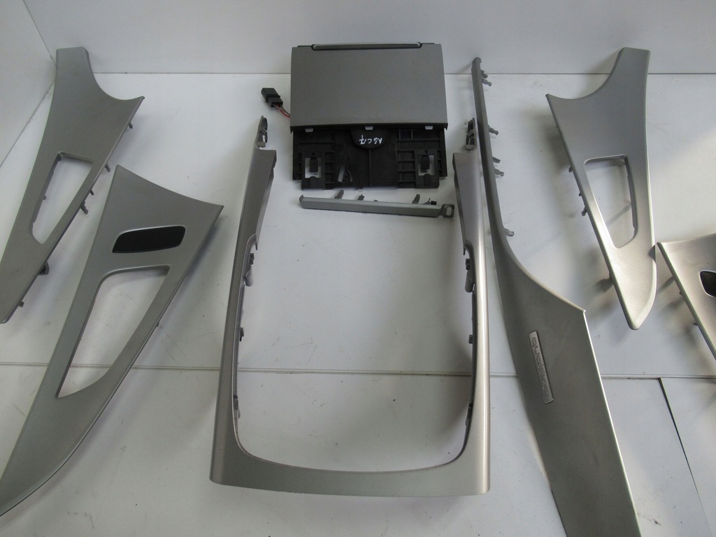 фото №5, Audi a6 c7 декори сріблястий quattro europa комплект