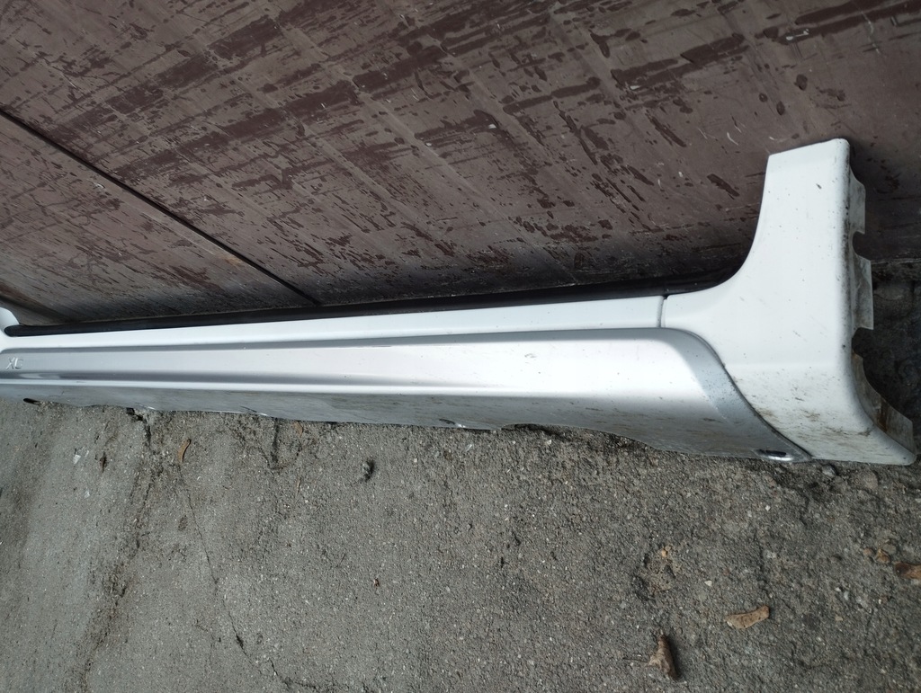 фото №4, Поріг молдинг права volvo xc60 r-design 2008-2013