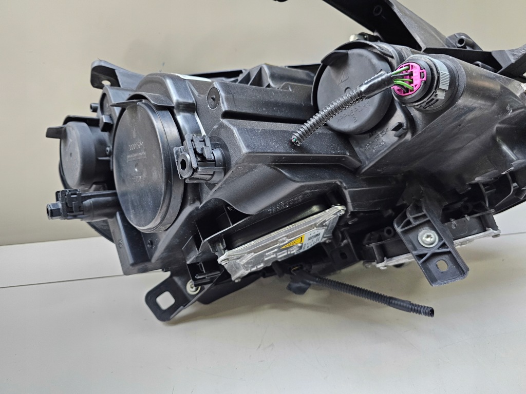 Лампа перед передняя левая lancia delta iii 3 ксенон европа в Украине