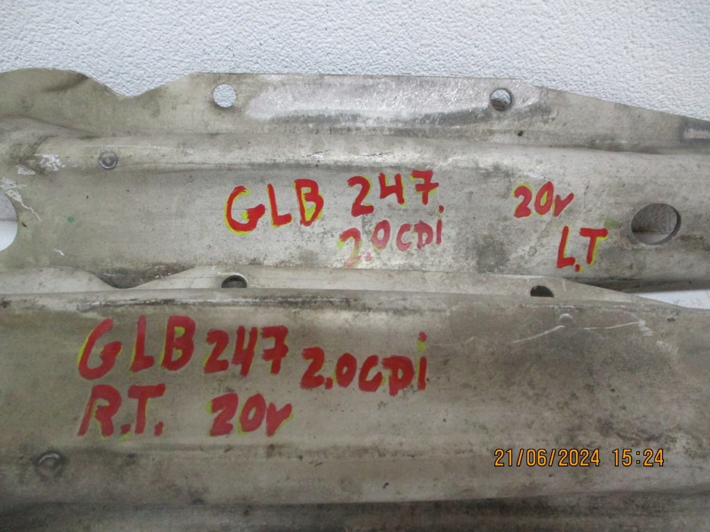 Рычаг задний mercedes glb a2473573700 в Украине