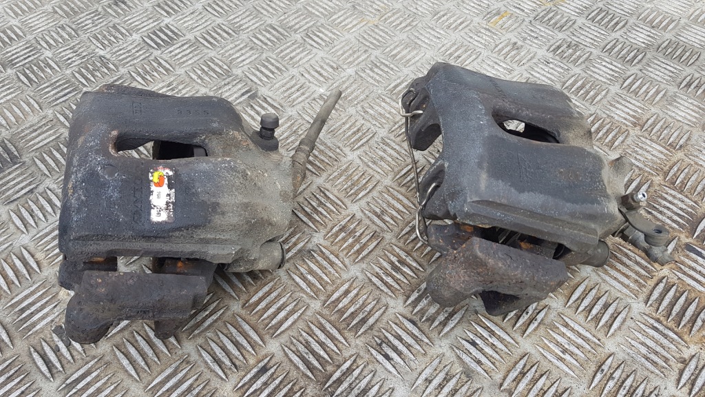 фото №1, Volvo v70 i супорт гальмівний супорти перед 2.4 ate