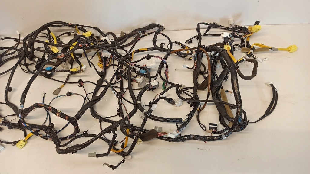 фото №4, Suzuki swift mk8 джгут кабіни