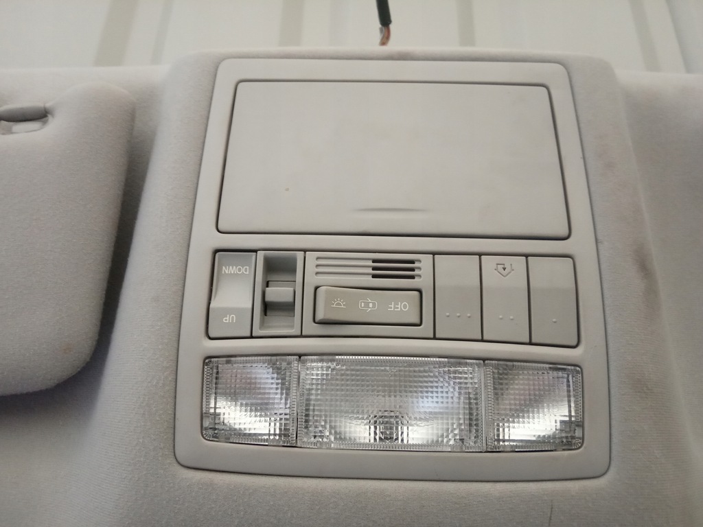 фото №7, Toyota venza 09-17 чверть дах люк стеля