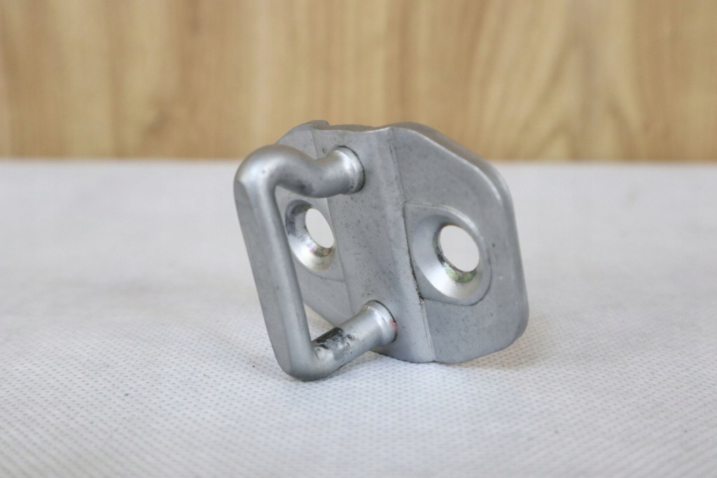 Купити Mercedes b-klasa w246 засувка замка двері 11000049b