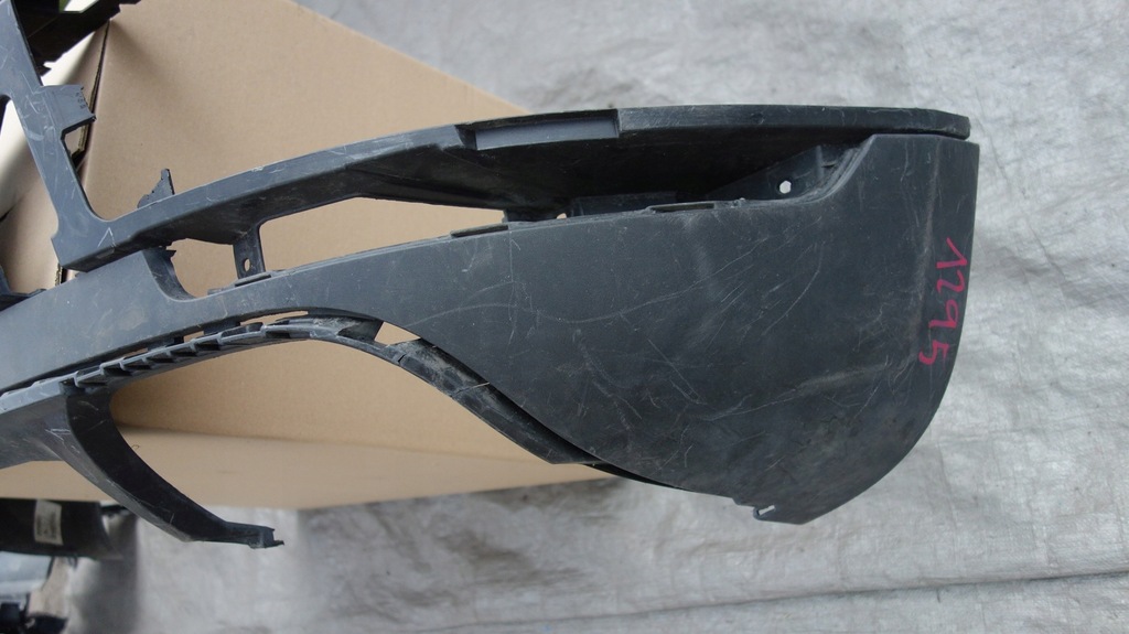 фото №8, Porsche macan накладка бампера задняя / 1295