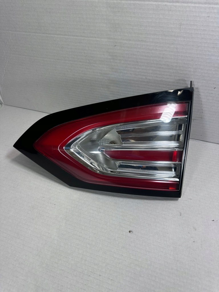 Купити Galaxy mk4 фара правий задня задній led w кришці  em2b-13a602-af