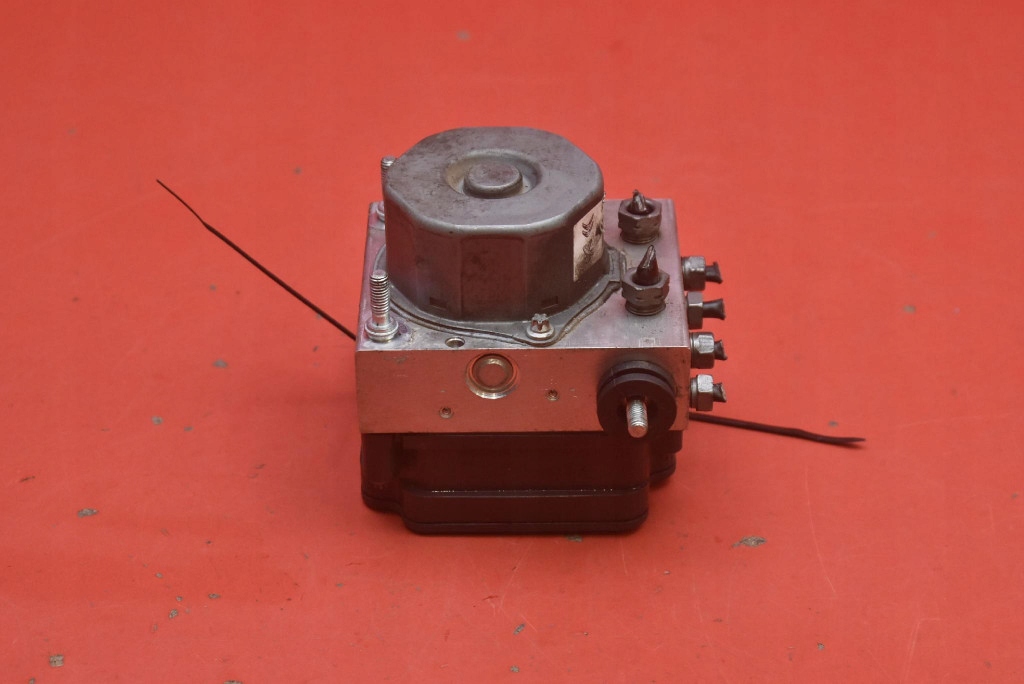 Насос abs 9805825380 9810767980 peugeot 308 t9 1.2 thp 110 km 13-17 Оригинал