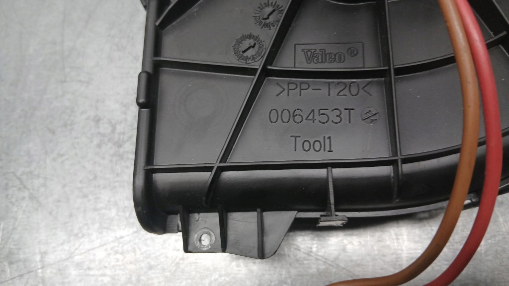 Вентилятор обігрівача opel corsa c 1.2b 01r 006453t Оригінал