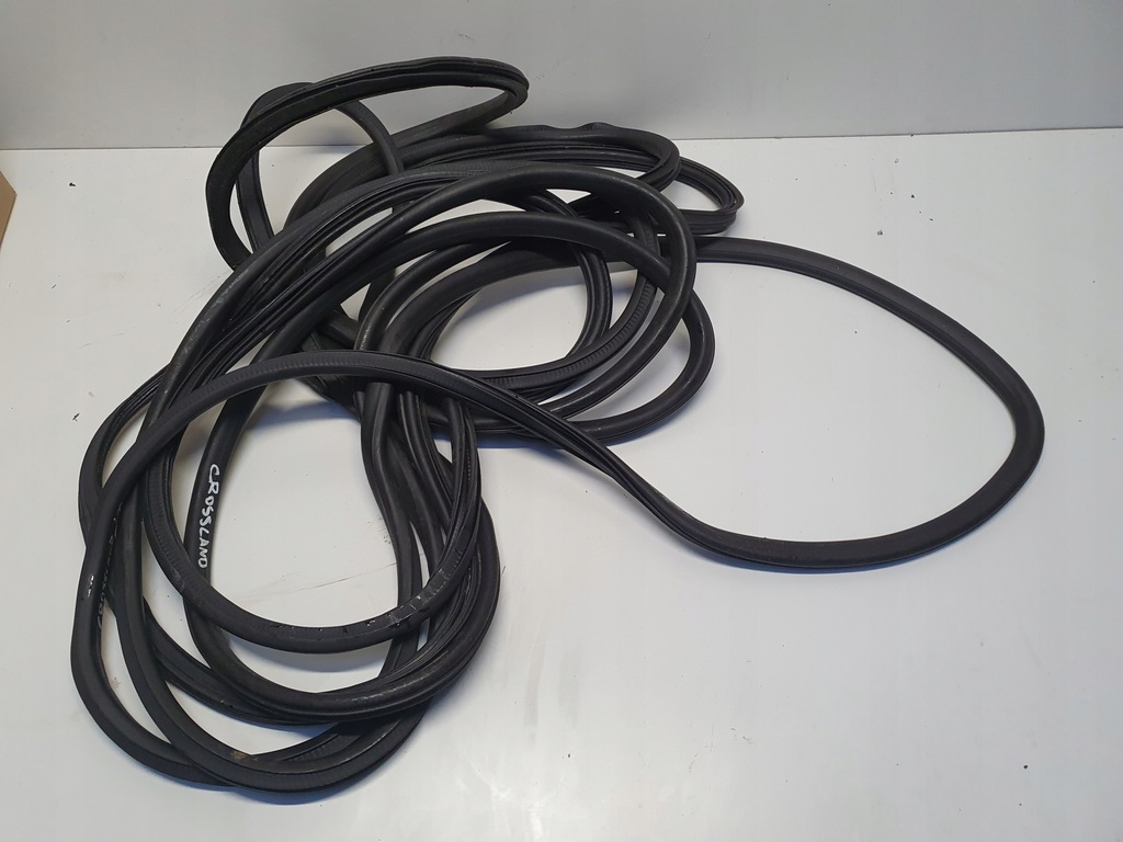 фото №1, Opel crossland x прокладка двері задніх