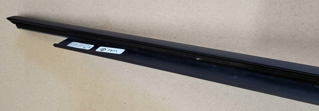 фото №15, Молдинг уплотнитель наружная с дверь левый задняя audi a7 4g8 czarna оригинальный номер