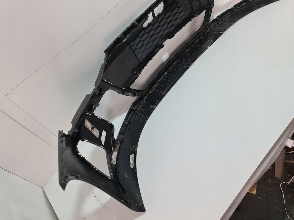 фото №9, Audi e-tron gt бампер перед передний спойлер 4j3807221 4j3807541