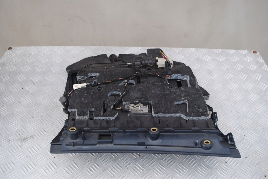 фото №5, Бардачок пасажира справний audi a6 c6 granatowy