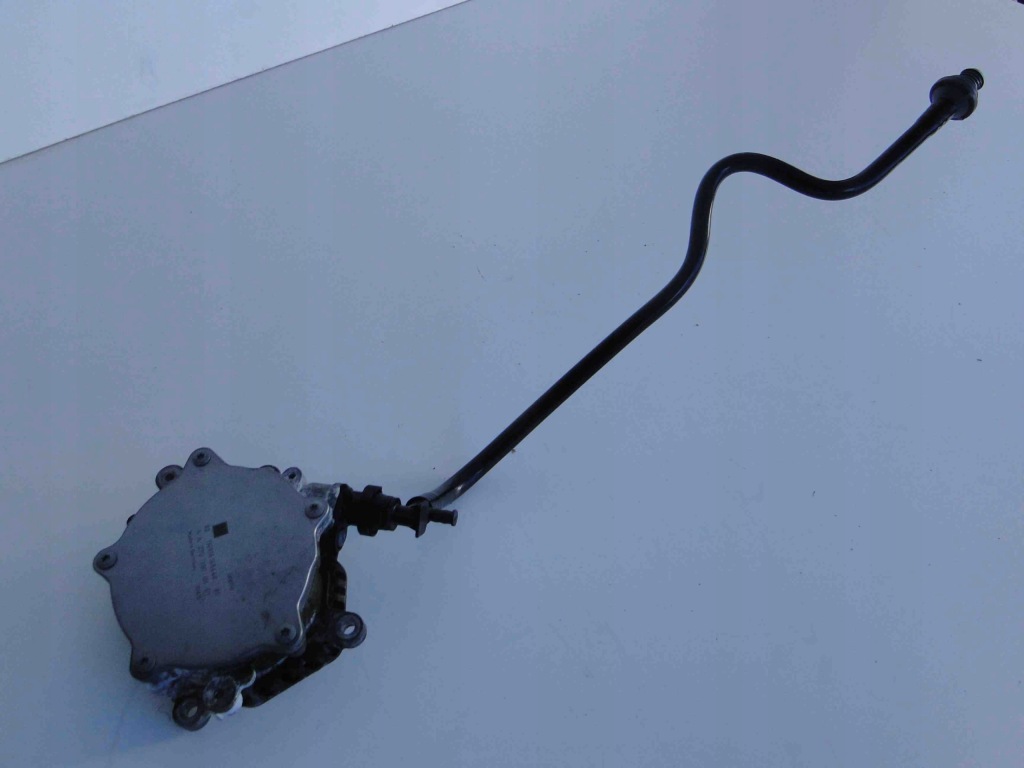 Mercedes om 270 274 насос vacu wtyrsk a2701800901 Киев