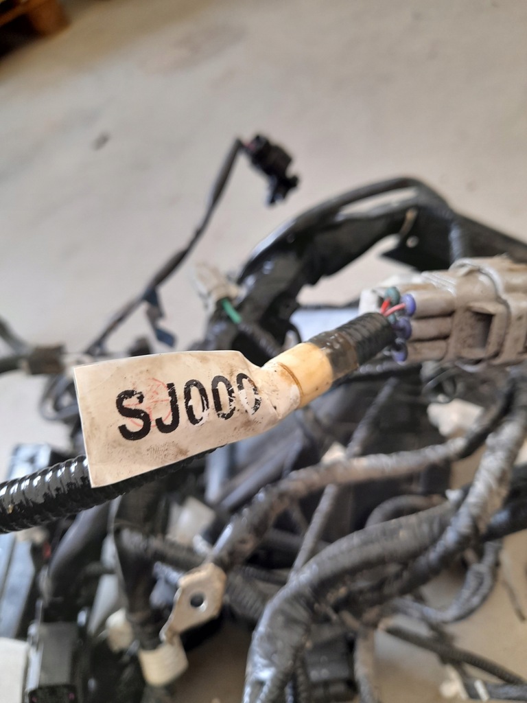 фото №11, Subaru forester v 19- жгут отсек двигателя 81480sj000 2.5b usa