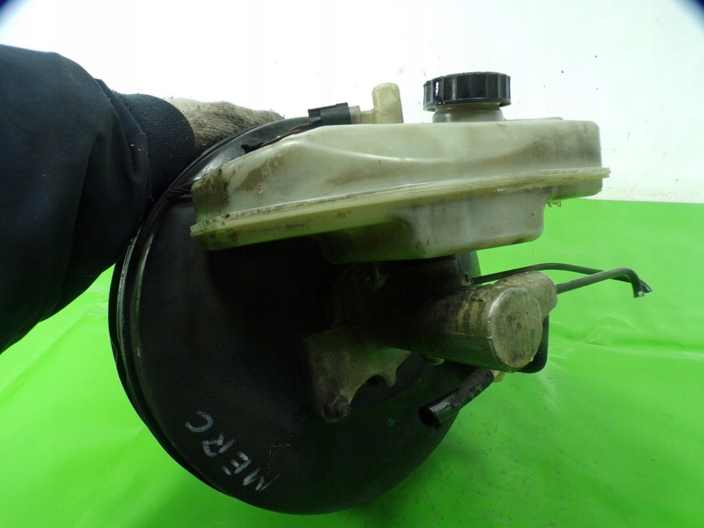 Mercedes sprinter 903 рестайлинг  2.2 cdi усилитель тормозов halumcowe Недорого