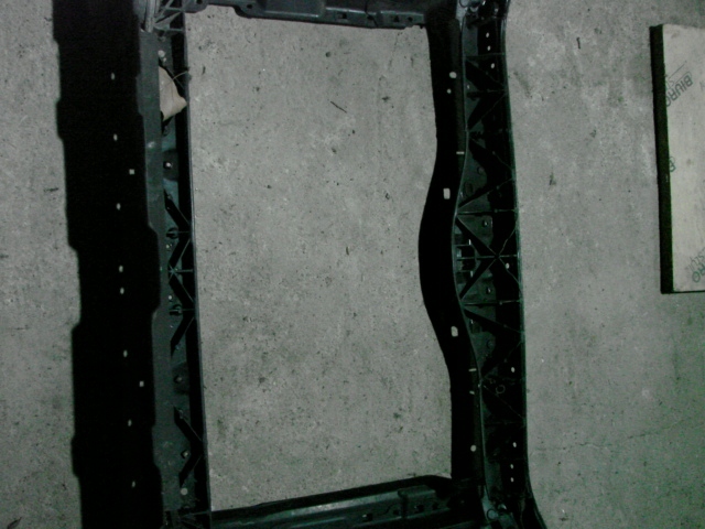 фото №8, Pas carens iii 2.0 crdi 64101-1d000