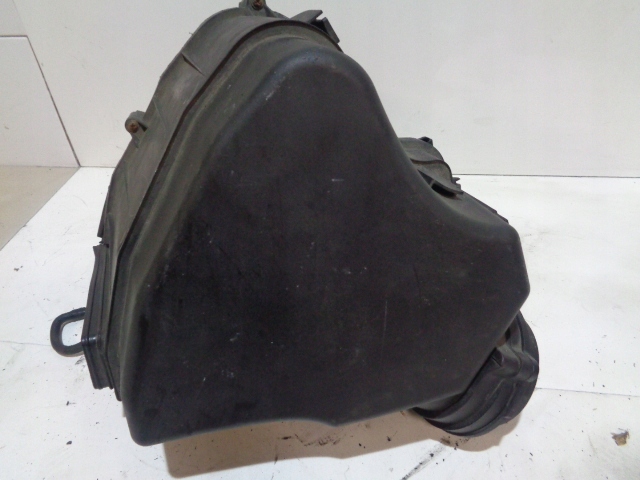 фото №11, Корпус фильтра воздуха a8 d3 3,2 fsi 06e133836