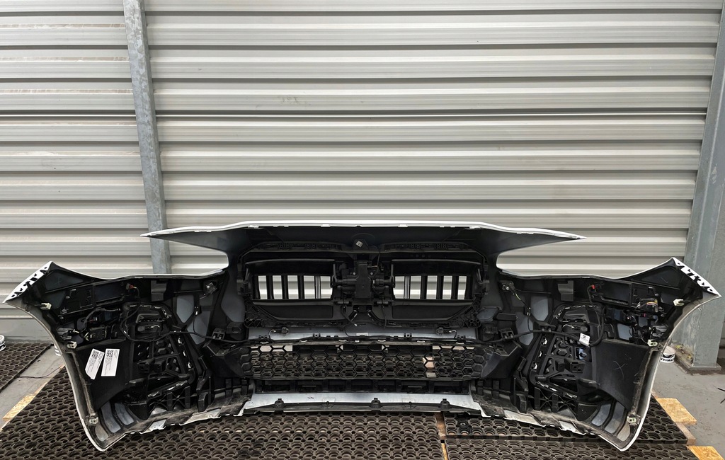 фото №16, Bmw 2 u06 перед m-pak капот бампер радиатор led a300