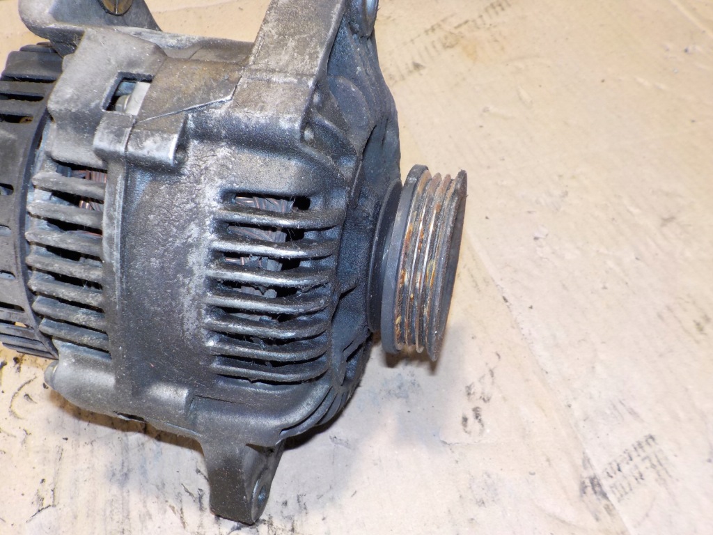 фото №4, Генератор renault 1.6 913vi212 , 2541984a