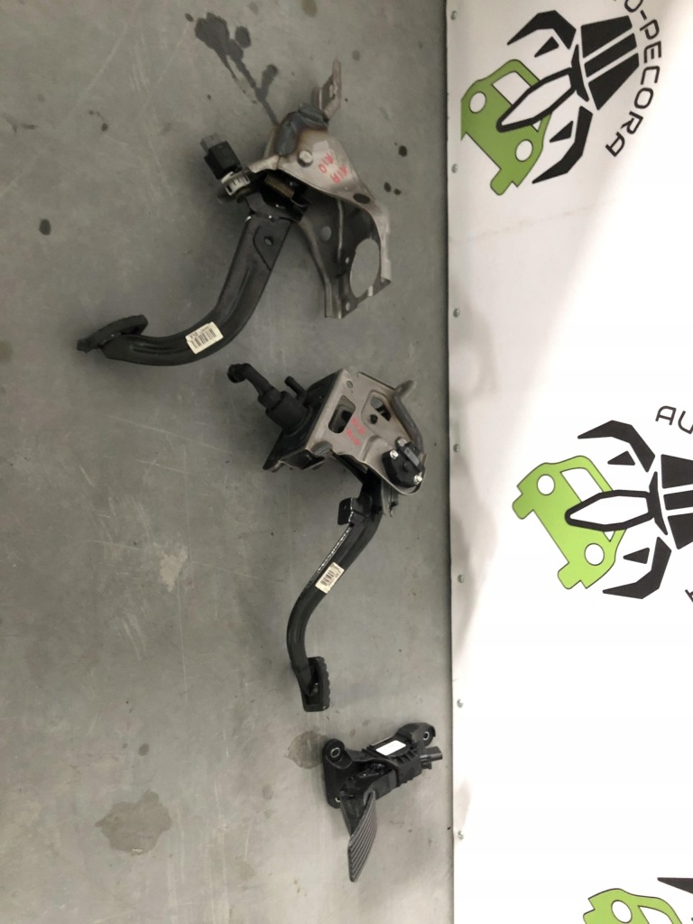 фото №1, Kia rio iv 2017- педаль газа сцепления тормоза kpl