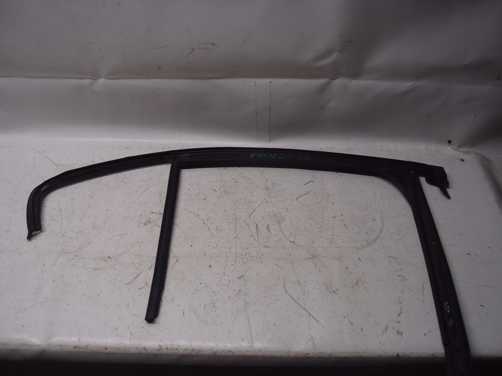 фото №6, Верхний молдинг дверь giulia левый задняя