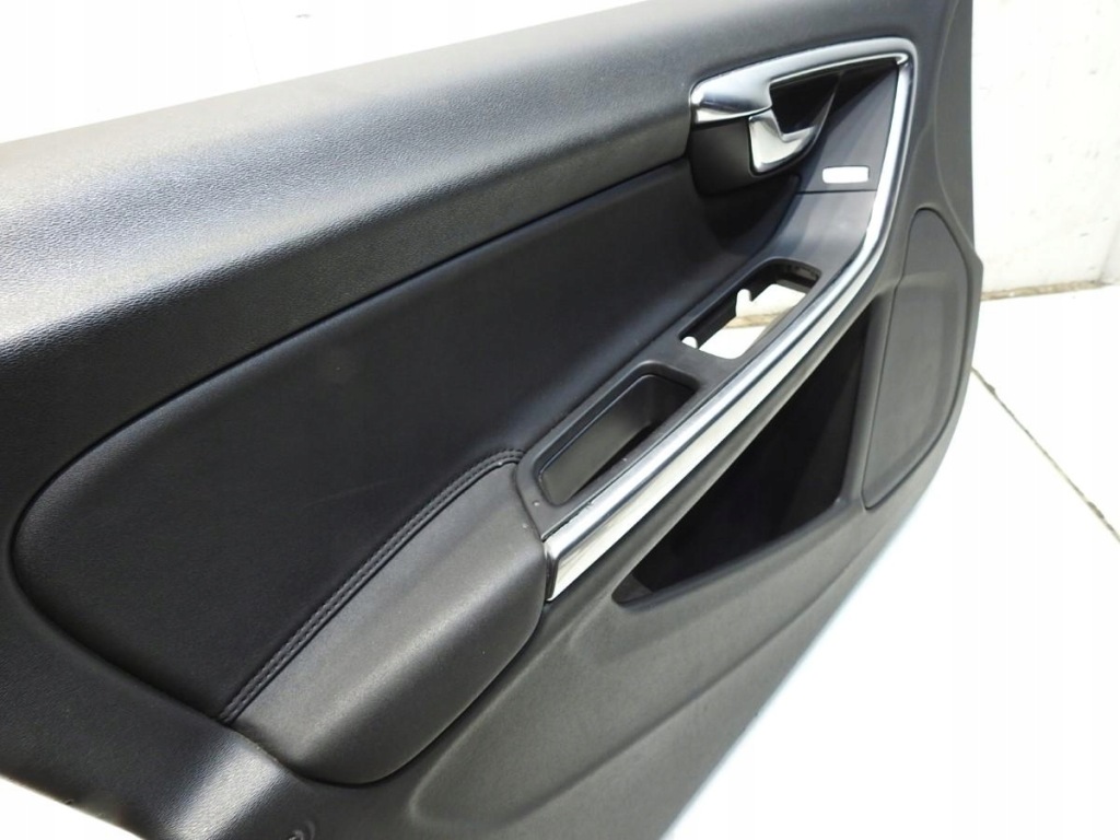 фото №7, Оббивка двері лівий перед volvo v60 8635849