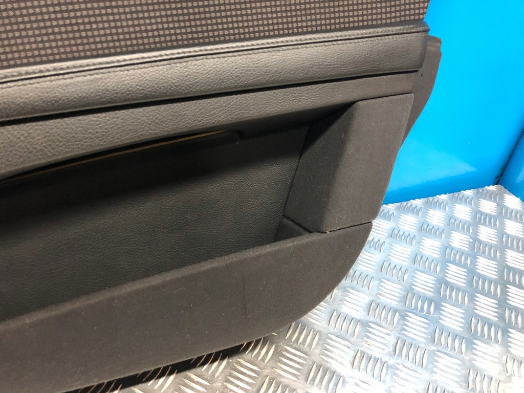 фото №10, Mercedes w211 обивка обшивка дверь правый перед