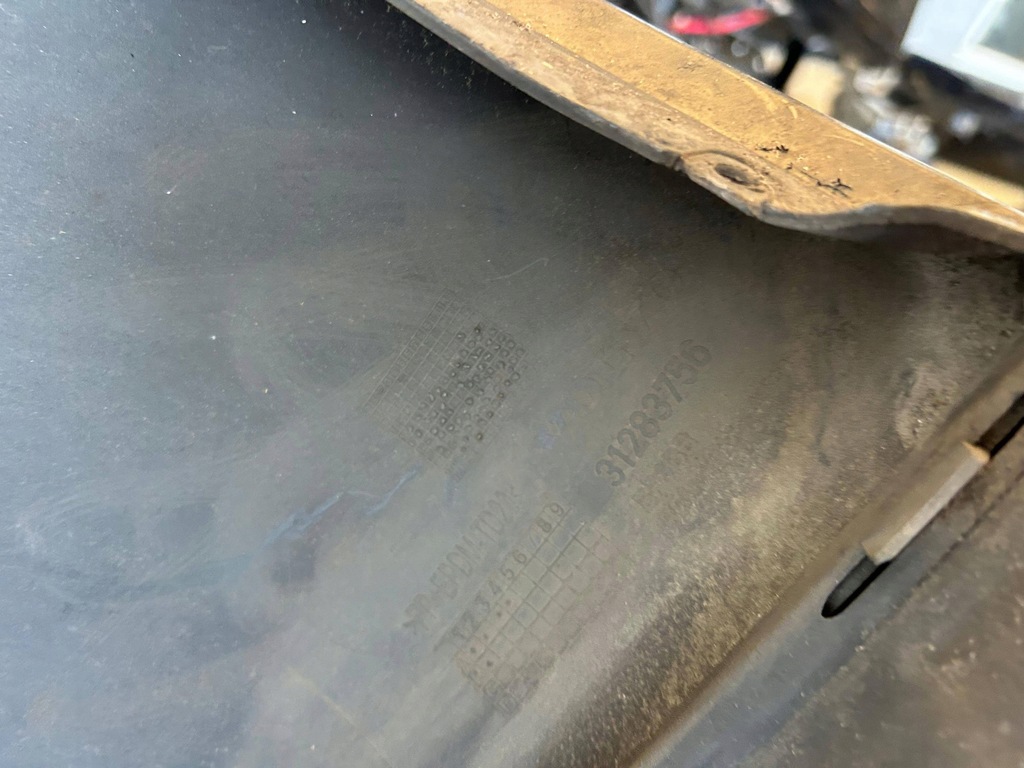 фото №7, Volvo v40 ii r-design бампер задня 31283756 оригінал