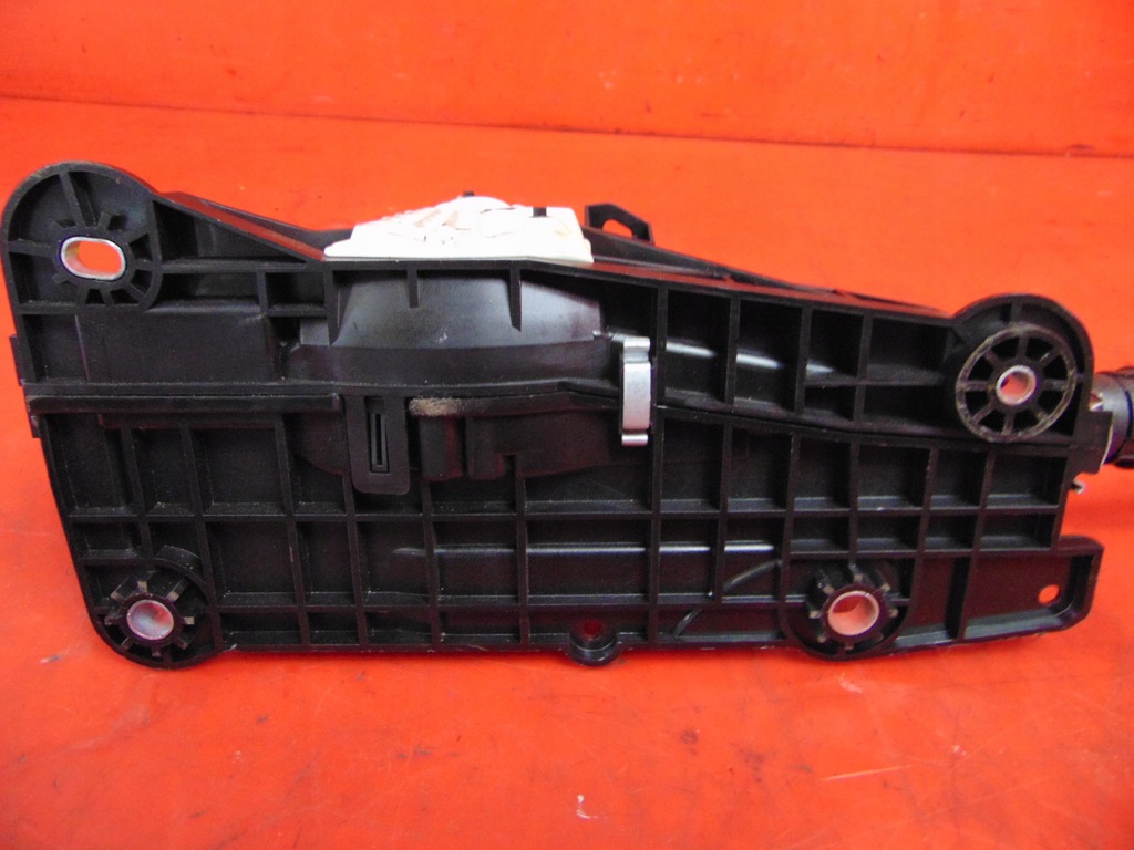 фото №15, Latitude 3.0 dci домкрат выборщик передач автоматическая коробка передач