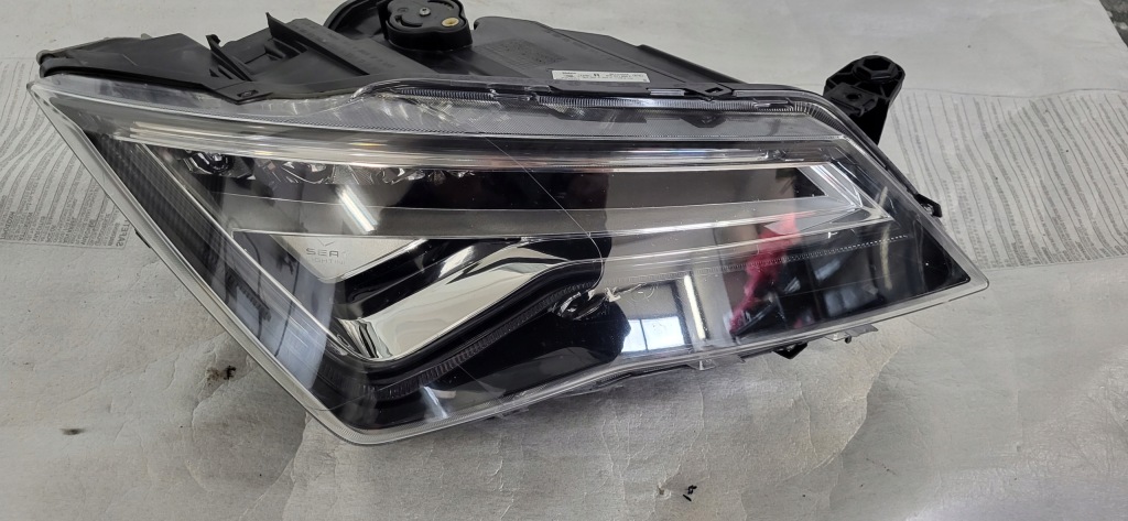 Купити Фара перед правий full led seat ateca 2016-