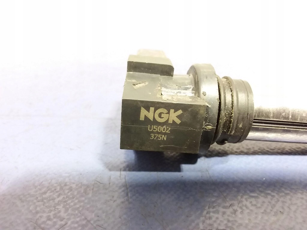 фото №4, Vw polo iv 9n 1.2 12v катушка зажигания r0401s00400