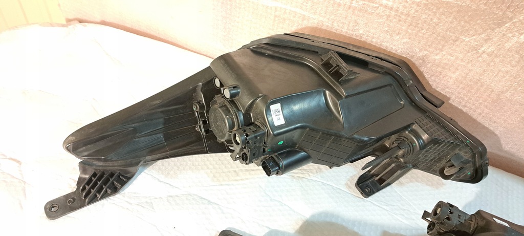 фото №9, Hyundai i20 ii 14- фара левый правый оригинальный