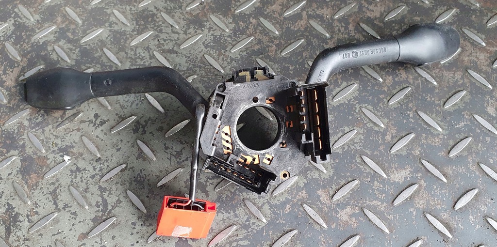 фото №2, Переключатель комбинированный seat arosa