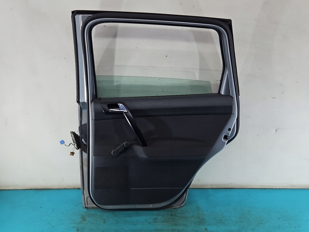 фото №15, Дверь задняя правое vw polo iv 9n hb 5d серебристый ls7y