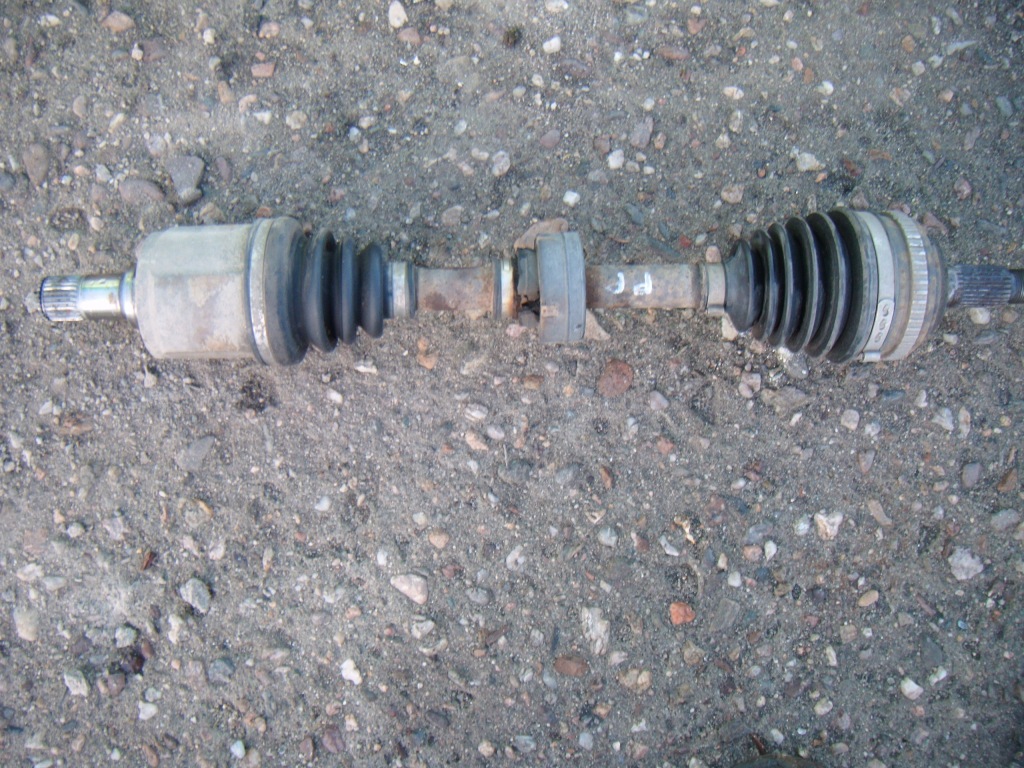 фото №1, Honda hrv hr-v 1.6 99-06 приводной вал правый перед