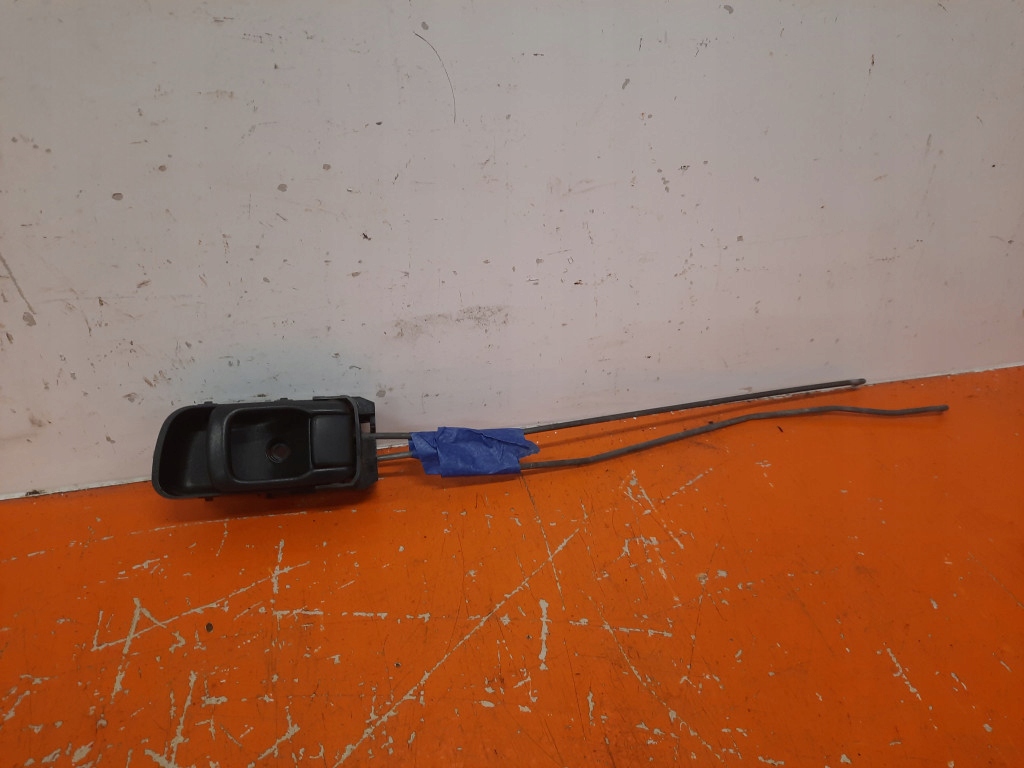 фото №2, Nissan pathfinder r50 99-04 ручка правая задняя задняя внутренняя