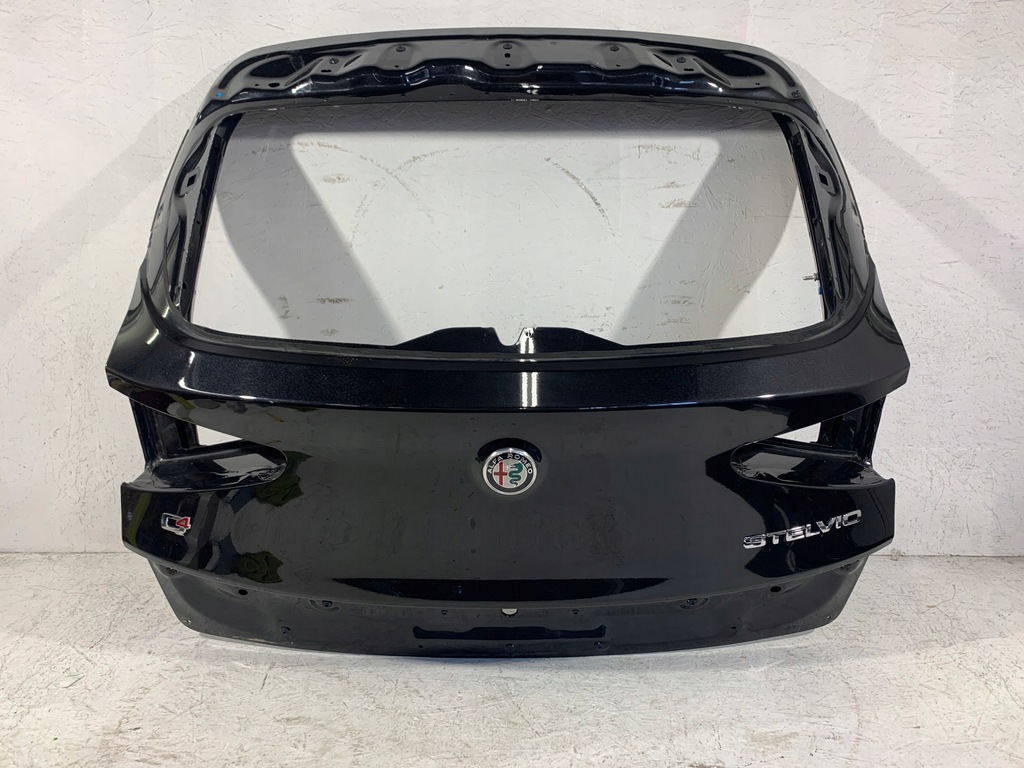 фото №1, Крышка багажника задняя alfa romeo stelvio