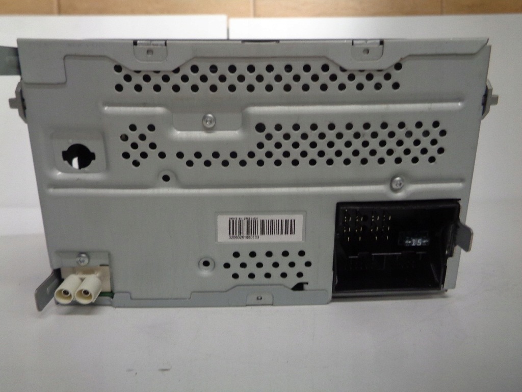 фото №4, Skoda fabia roomster радио swing cd mp3 5j0035161e