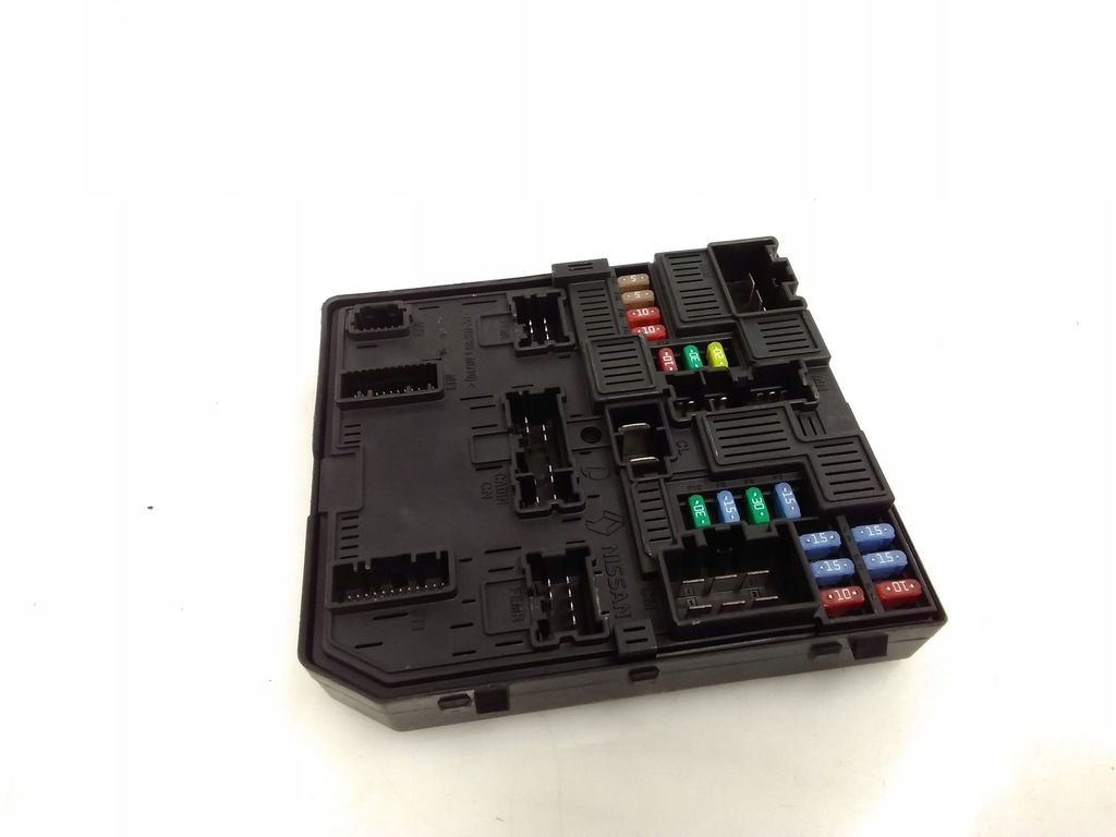 фото №1, Renault megane iv 2018 рамка / модуль предохранителей