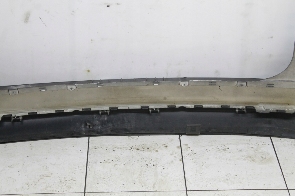 Opel vectra c kombi 2002r- бампер задняя задний z20r - код лакокрасочного покрытия Недорого