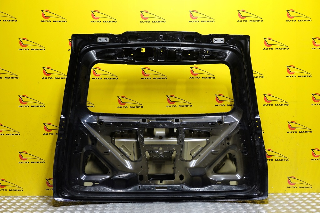 фото №10, Chevrolet suburban tahoe 2021 2022 крышка багажника задняя usa