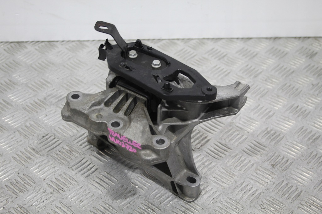 фото №1, Кронштейн подушка двигателя traveller expert iii 3