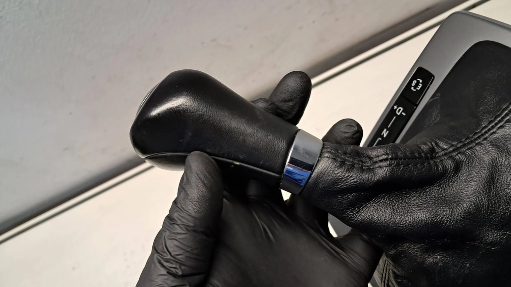 фото №8, Mercedes-benz c klasa w204 ручка чохол рамка хром домкрат перемикання передач