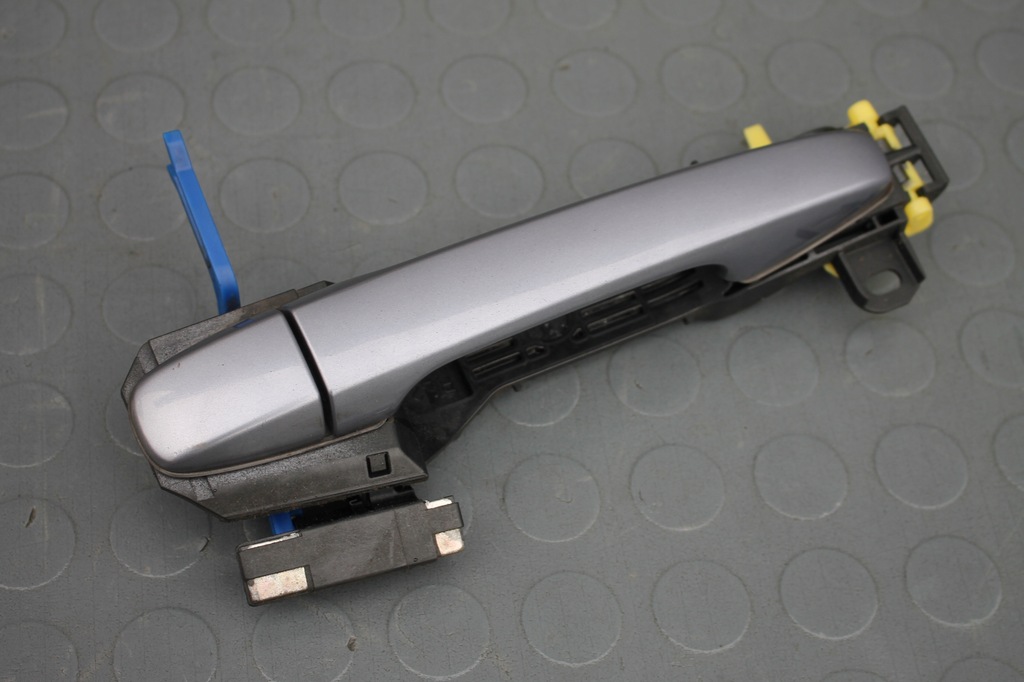 фото №1, Ручка зовнішня лівий задня 8t4 toyota verso 09-18