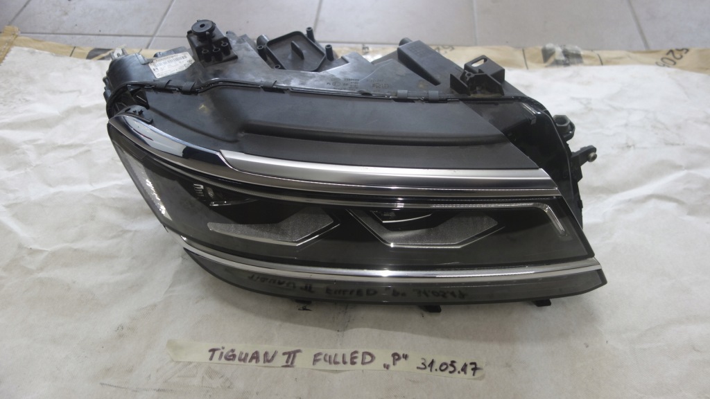 фото №2, Лампа права перед volkswagen tiguan ii full led