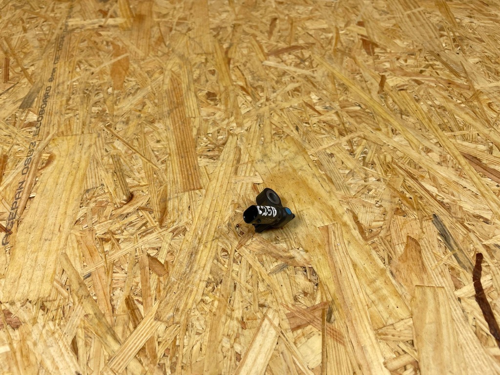 фото №6, Датчик удара ударный audi a4 b9 a5 8w a6 c8 a7 4m0959651